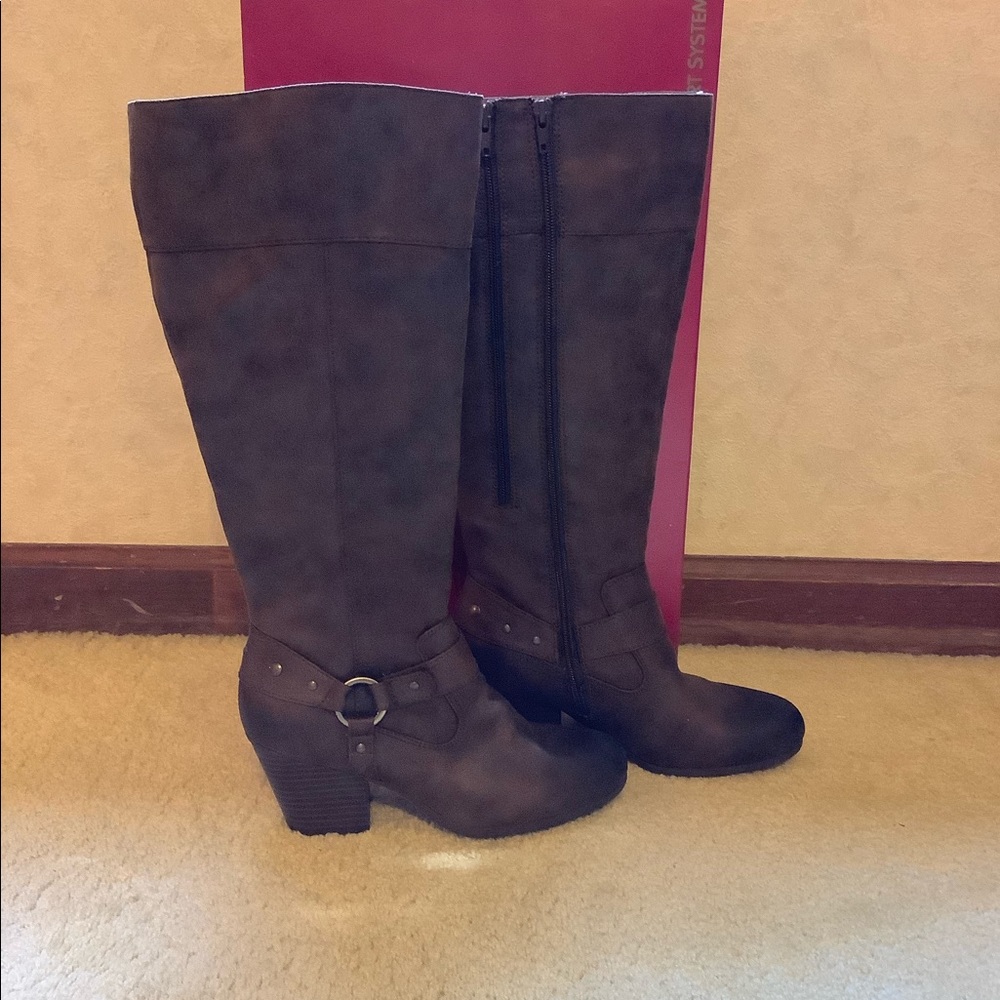 Brand new without tags tall boots